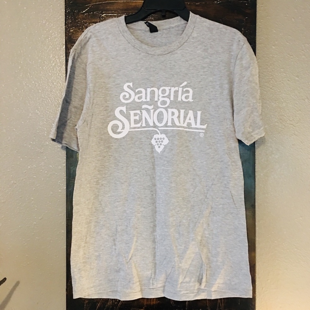 Sangrio Señoral tee in L